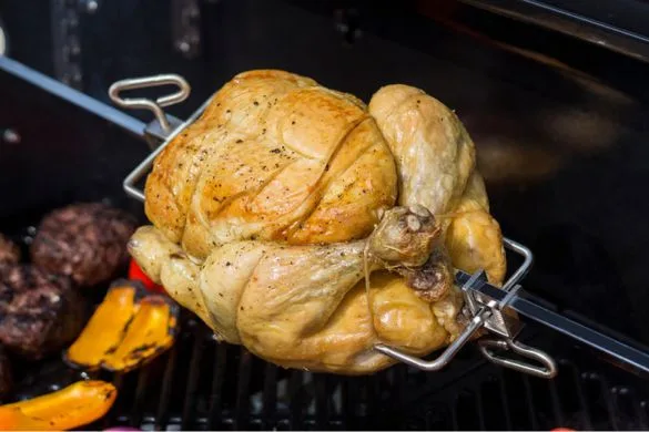 Asador BBQ Rotisserie - Sahara — Asador automático para barbacoa